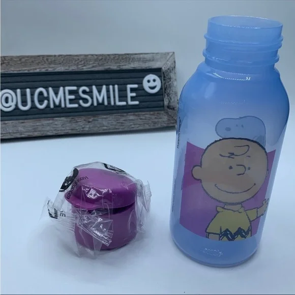 Tupperware Peanuts Worldwide Eco Water Bottle with Twist-On Cap - Picture 1 of 4